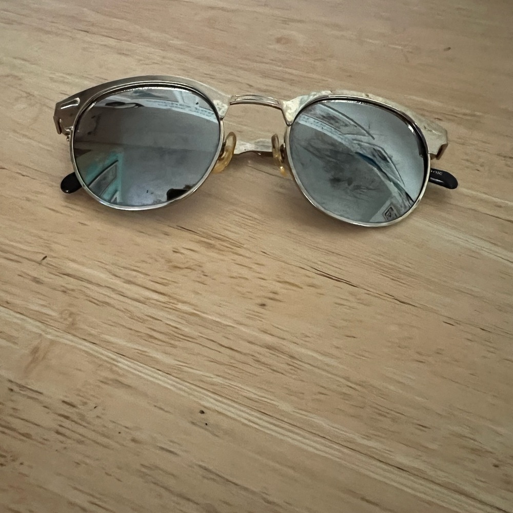 Vintage Pan Oceanic Sunglasses - Picture 8 of 8
